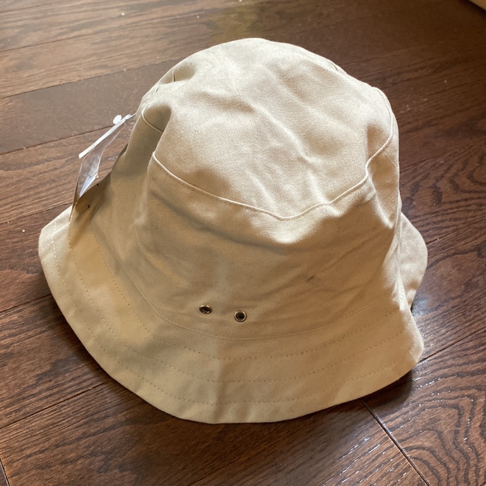 Y2K Reversible Bucket Hat ☀️